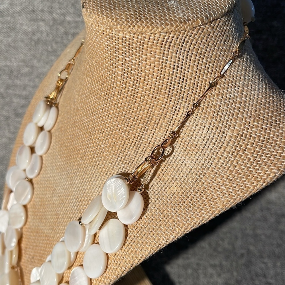 Nakamol Coin Shell Layer Necklace. NEW - Picture 4 of 4